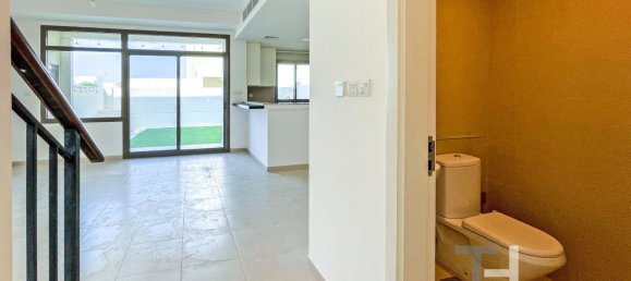 3 bedrooms Townhouse in Town Square, UAE No. 28973 5