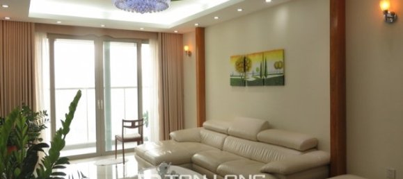2 Schlafzimmer Wohnung in Cau Giay, Vietnam, Nr. 3516 4
