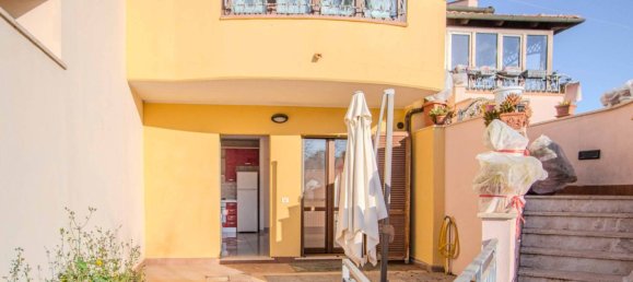 3 bedrooms Villa in Follonica, Italy No. 215799 3