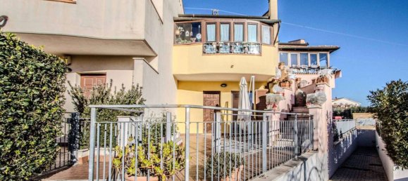3 bedrooms Villa in Follonica, Italy No. 215799 2