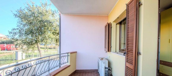 3 bedrooms Villa in Follonica, Italy No. 215799 16