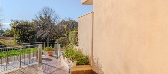 3 bedrooms Villa in Follonica, Italy No. 215799 4