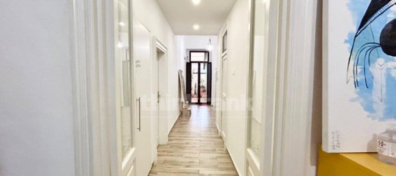 5 rooms Apartment in Catania, Italy No. 129804 24