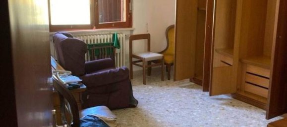 6 rooms House in Cartoceto, Italy No. 30978 4