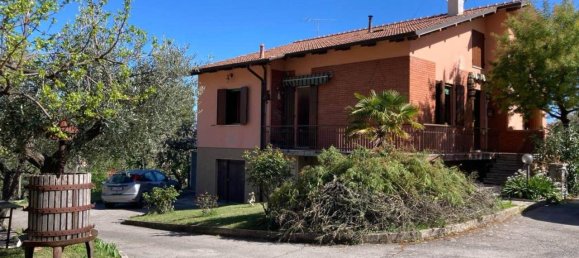 6 rooms House in Cartoceto, Italy No. 30978 2