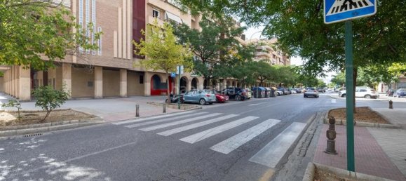 Propiedad comercial en Granada, Spain 120 m² No. 180708 41