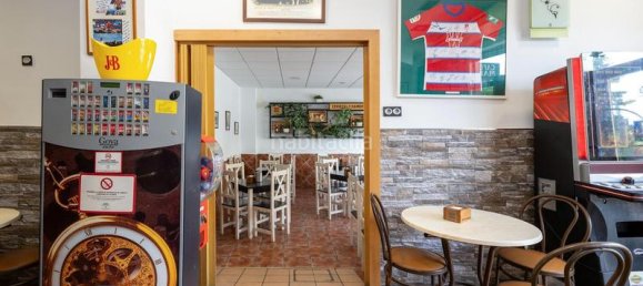 Propiedad comercial en Granada, Spain 120 m² No. 180708 23