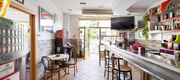 Propiedad comercial en Granada, Spain 120 m² No. 180708 3