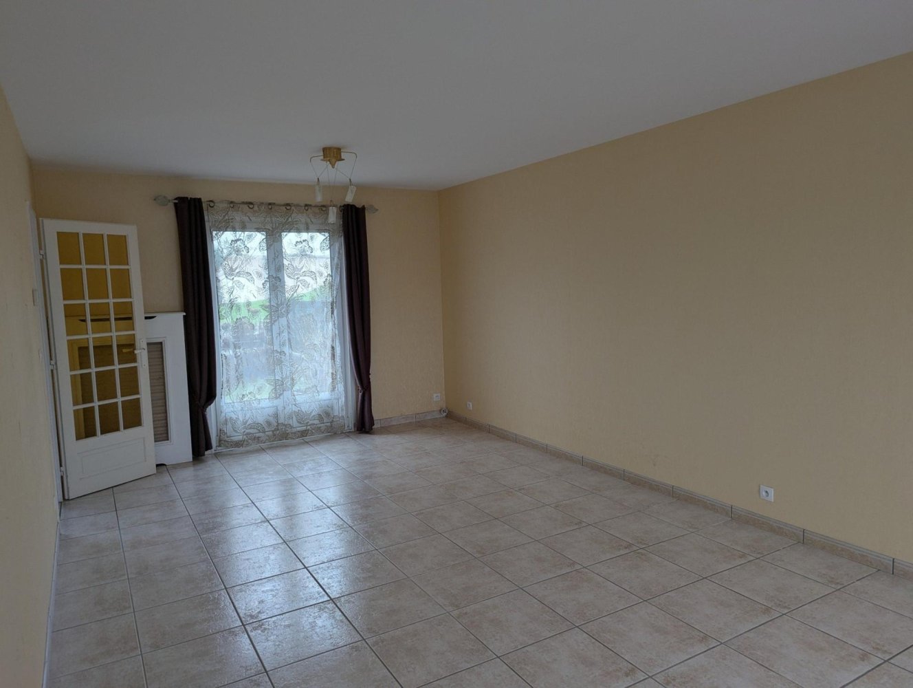 4 bedrooms House in Harly, France No. 71529