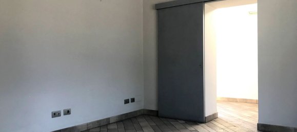 2-Zimmer Gewerbliche Immobilie in Lecco, Italy, Nr. 73811 4