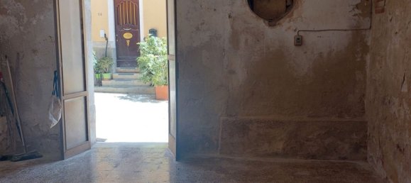 132m² Commercial property in Marsala, Italy No. 278862 6