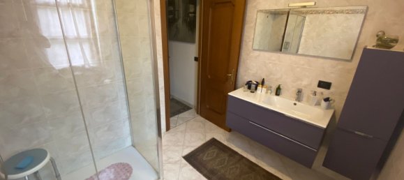 Casa de 5 habitaciónes en Monticello d'Alba, Italy No. 289404 17