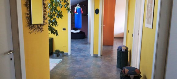 Дом с 5 комнатами в Арсаго Сеприо, Италия № 224966 17