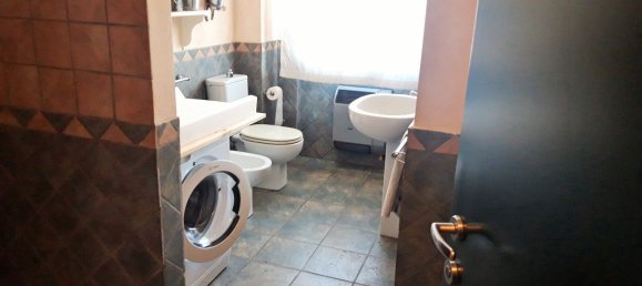 Дом с 5 комнатами в Арсаго Сеприо, Италия № 224966 5