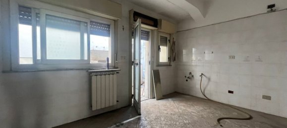 2 Schlafzimmer Wohnung in Barcellona Pozzo di Gotto, Italy, Nr. 269138 4