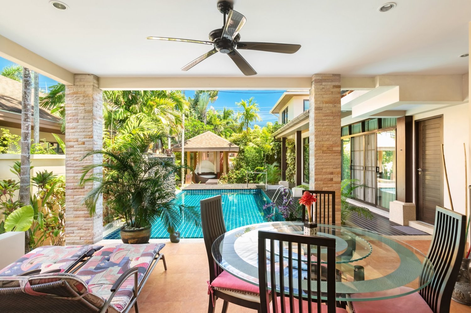 4 bedrooms Villa in Rawai, Thailand No. 5521