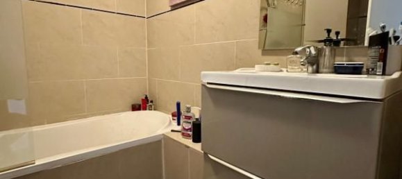 Apartamento de 2 dormitorios en Epinay-sur-Seine, France No. 179370 7