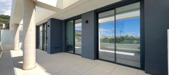 2 bedrooms Apartment in Marbella, Spain No. 146547 2