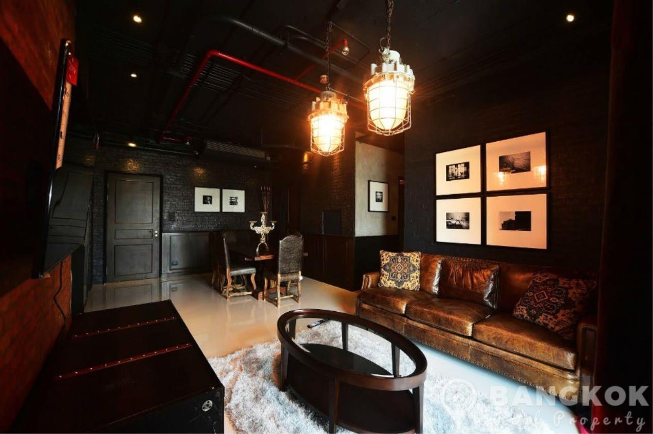 3 bedrooms Condo in Bangkok, Thailand No. 574