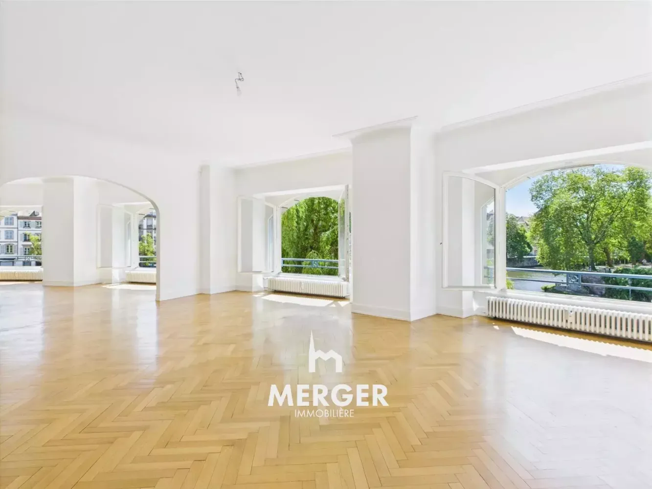 5 bedrooms Apartment in Strasbourg, France No. 266966