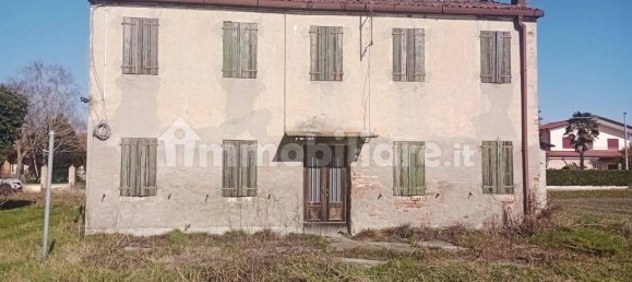 4 غرف نوم منزل في Correzzola, Italy رقم 177595 2