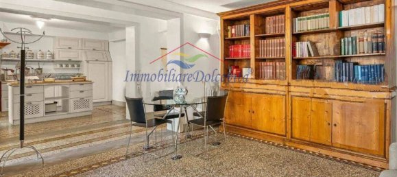 13 rooms House in Florence, Italy No. 271667 4