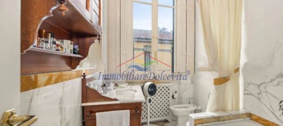 13 rooms House in Florence, Italy No. 271667 18