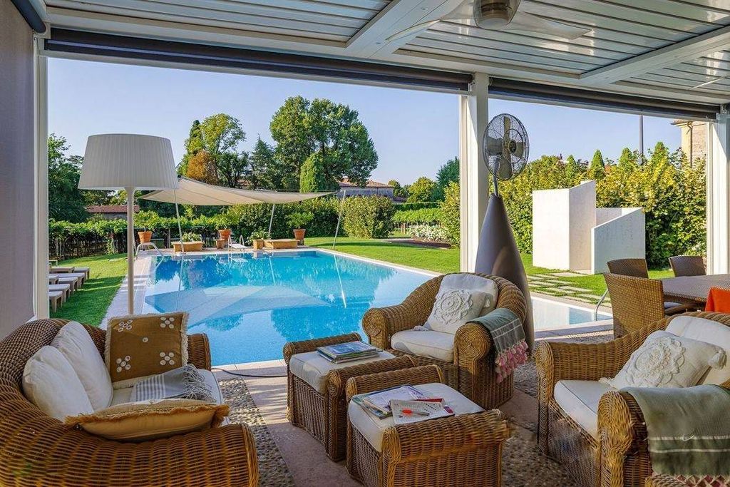 15 bedrooms Villa in Illasi, Italy No. 283761