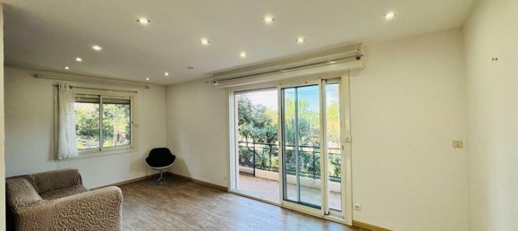 6 bedrooms Villa in Saint-Raphael, France No. 345984 17