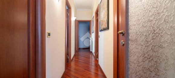 4 rooms Apartment in Rome, Italy No. 167698 26