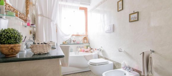 4 rooms Apartment in Rome, Italy No. 167698 41