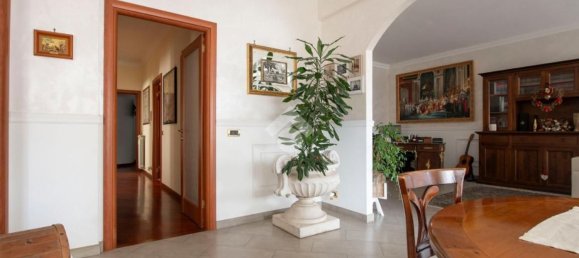 4 rooms Apartment in Rome, Italy No. 167698 14