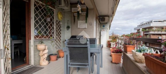 4 rooms Apartment in Rome, Italy No. 167698 22