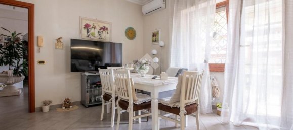 4 rooms Apartment in Rome, Italy No. 167698 16