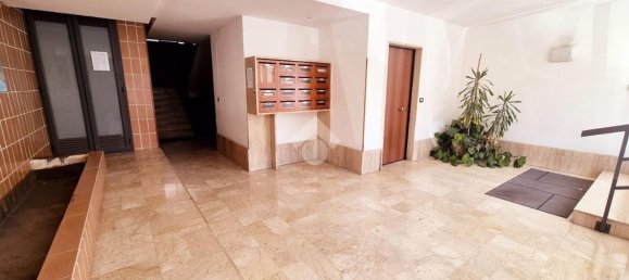 3-salle Appartement à Bari, Italy No. 268058 6