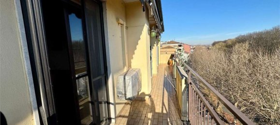 3-salle Penthouse à Mortara, Italy No. 205856 15