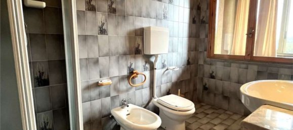 5 rooms House in Rolo, Italy No. 59562 20