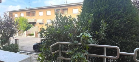 5 rooms House in Rolo, Italy No. 59562 7