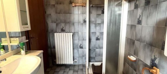 5 rooms House in Rolo, Italy No. 59562 21