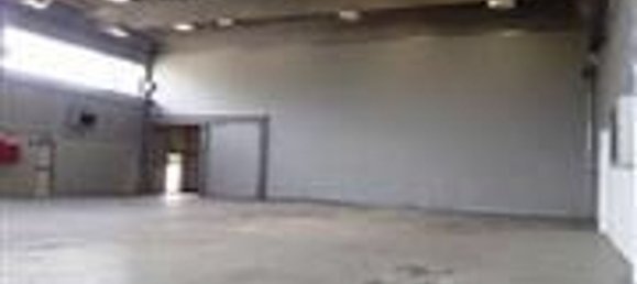 220m² Warehouse in Lucca, Italy No. 135109 9