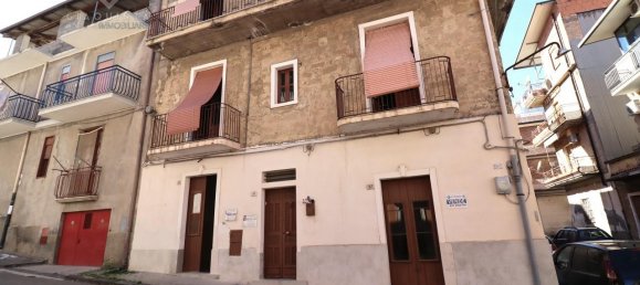 3-Zimmer Haus in Palagonia, Italy, Nr. 239006 15