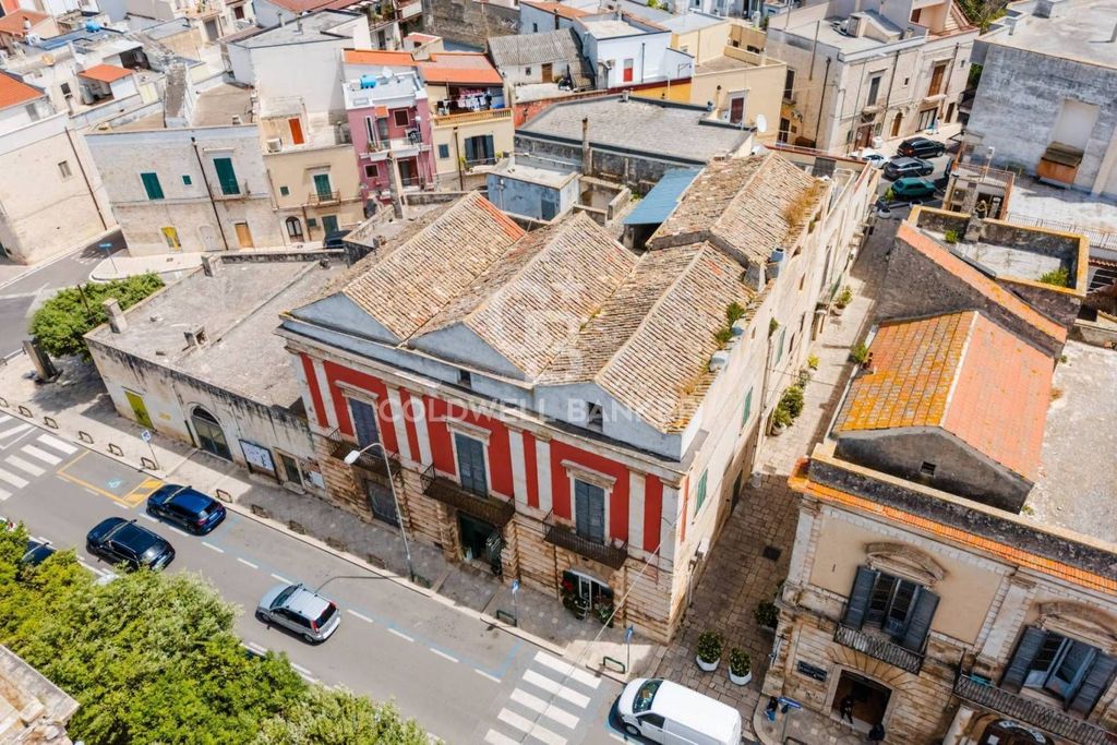 5-Zimmer Gebäude in Casamassima, Italy, Nr. 313177