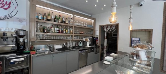 Коммерческая недвижимость 180м² в Арсаго Сеприо, Италия № 290958 5