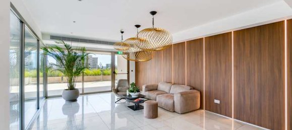 Penthouse T3 em Agios Tychonas, Cyprus N.º 81817 3