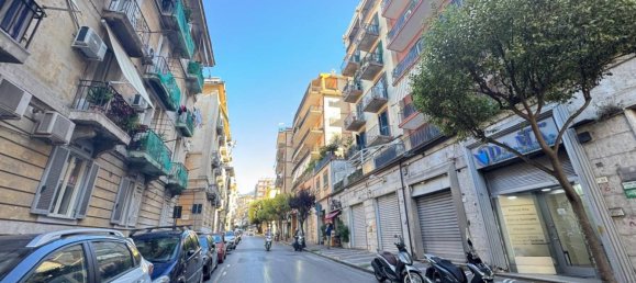 Apartamento de 3 dormitorios en Castellammare di Stabia, Italy No. 273488 3