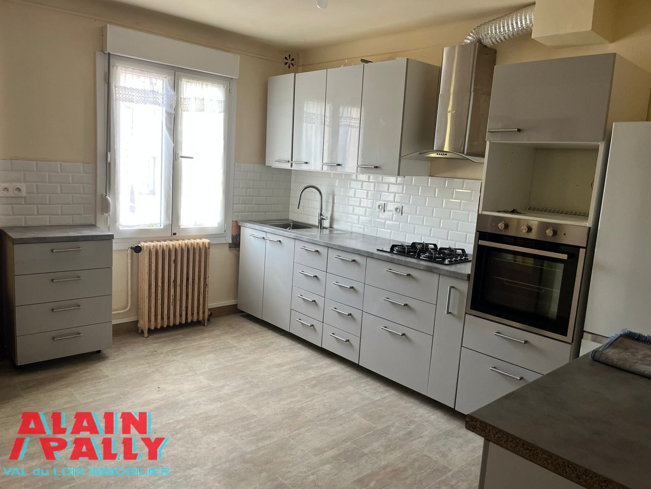 Casa T3 em Chateaudun, France N.º 225071