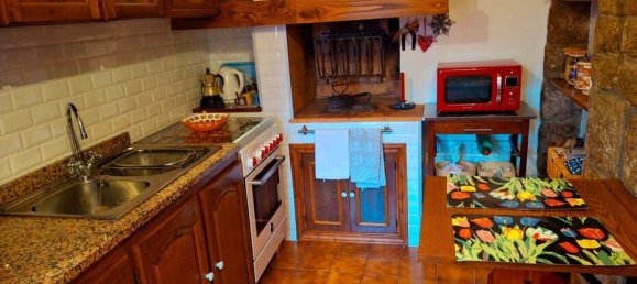 2 Schlafzimmer Wohnung in Abbadia San Salvatore, Italy, Nr. 141148 8