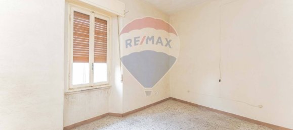 Casa de 8 divisões em Somma Lombardo, Italy N.º 380079 47