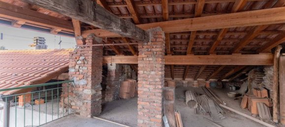 Casa de 8 divisões em Somma Lombardo, Italy N.º 380079 10