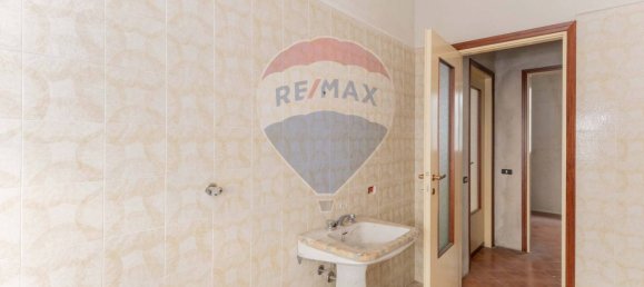 Casa de 8 divisões em Somma Lombardo, Italy N.º 380079 46